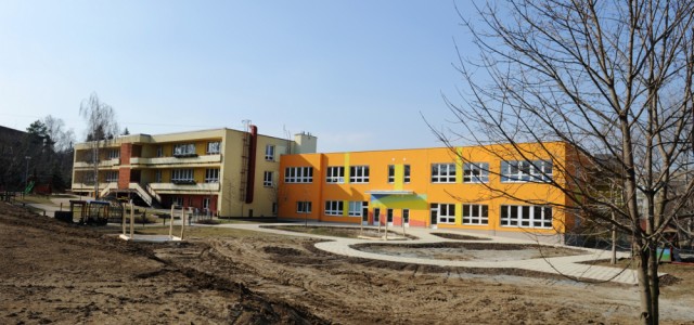 Zápis do přístavby MŠ Hudcova se koná 5. – 6. 6. 2012. Více informací najdete na stránkách MŠ Hudcova zde: http://www.mshudcova.w1.cz/planakci.html &nbsp; &nbsp;